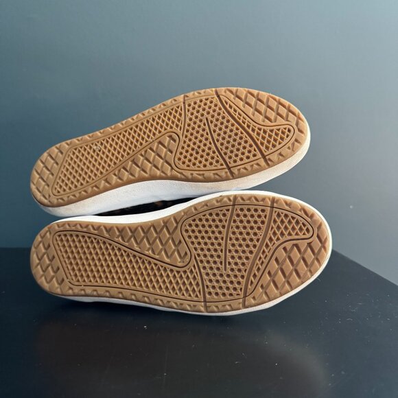 Van's The Lizzie Tortoise Sneaker - Picture 5 of 6